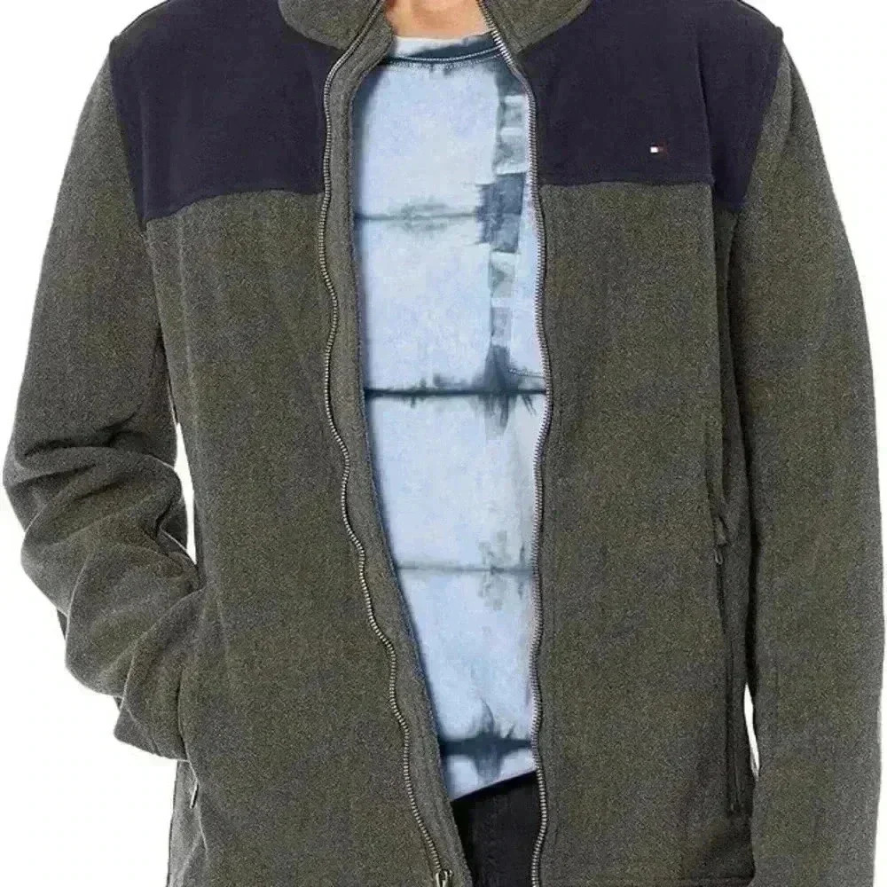 **For Sale: Tommy Hilfiger Men’s Classic Zip Front Polar Fleece Jacket Large **